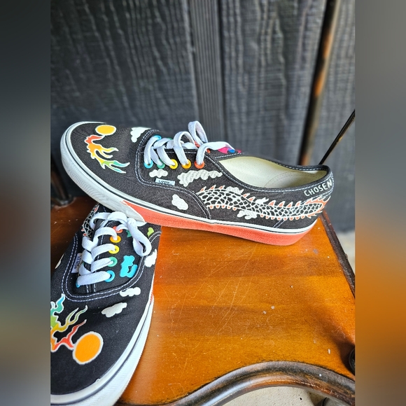 Vans X  Kaitlin Chan Pride/Awareness Authentic Sneakers M-10.5 W-12 - Picture 6 of 12